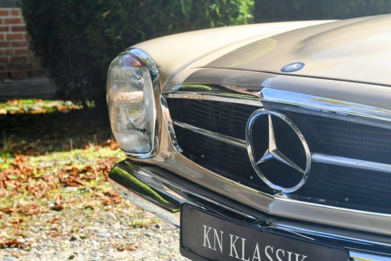 Mercedes 280SL W113 Pagode Sandbeigemetallic – Bild 15