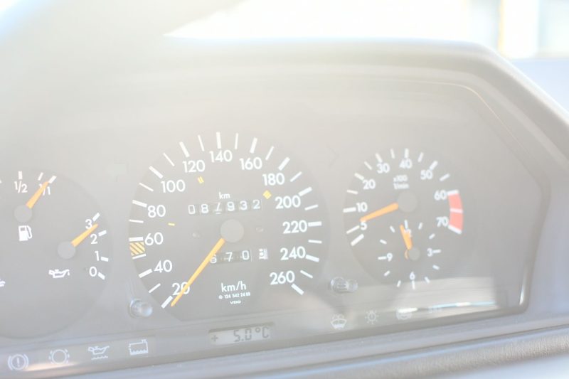 Mercedes 400E Rauchsilber Stoff Karo 86.000km DE Fahrzeug – Bild 16