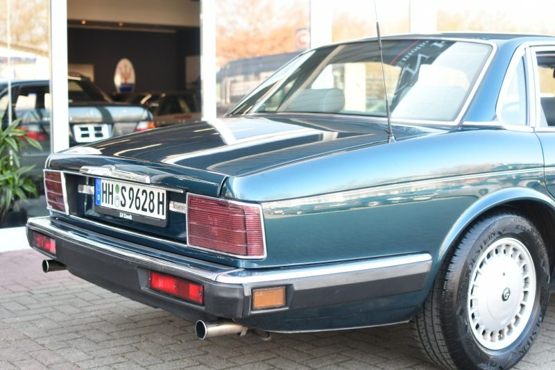 Jaguar XJ40 4.0 Sovereign Kingfisher Metallic Leder Grau aus erster Hand – Bild 10
