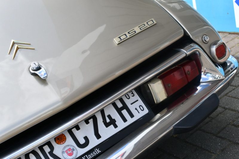 Citroen DS20 Pallas Beige Tholonet Metallic Leder Cognac Halbautomatik – Bild 4