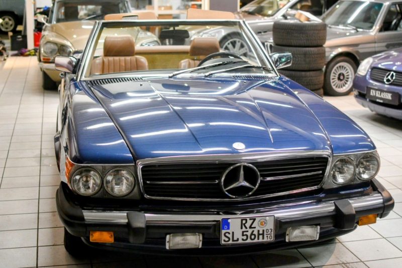 Mercedes 560SL R107 Nautikblau Leder Dattel Erstlack – Bild 10