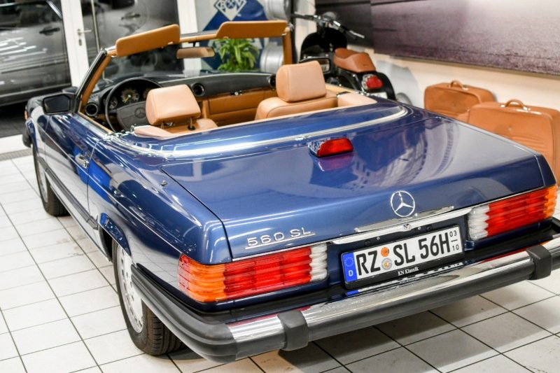 Mercedes 560SL R107 Nautikblau Leder Dattel Erstlack – Bild 8