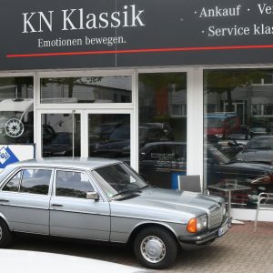 Mercedes 230E W123 Velours DZM ESD