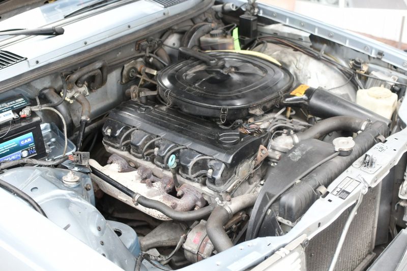 Mercedes 230E W123 Velours DZM ESD – Bild 5