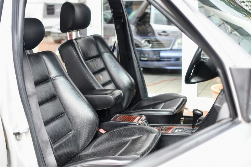 Mercedes E36T AMG S124 Brilliantsilber Leder Schwarz DE Auslieferung Code 957 – Bild 12