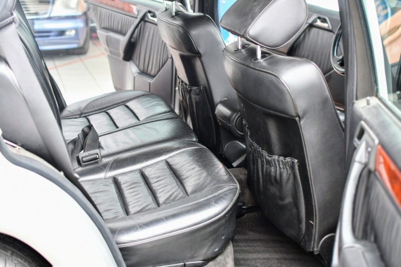 Mercedes E36T AMG S124 Brilliantsilber Leder Schwarz DE Auslieferung Code 957 – Bild 23