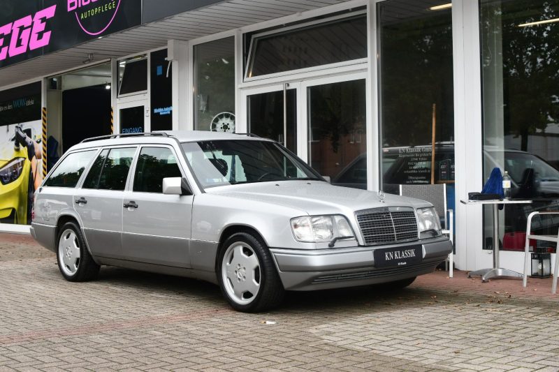 Mercedes E36T AMG S124 Brilliantsilber Leder Schwarz DE Auslieferung Code 957 – Bild 2