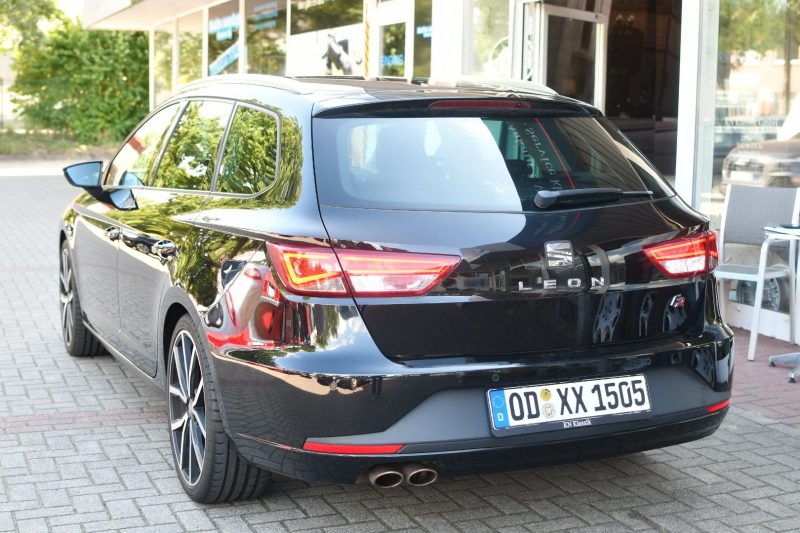 Seat Leon FR Kombi 83.000km Leder – Bild 4