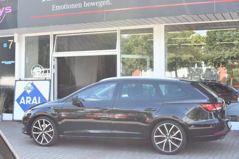 Seat Leon FR Kombi 83.000km Leder