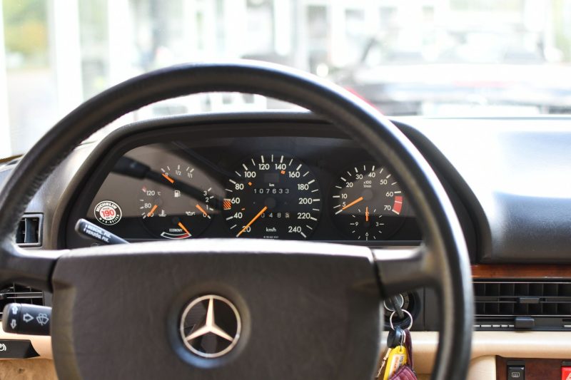 Mercedes 260SE Barolorot Klima Automatik Temp. SHZ ESHD erste Hand – Bild 4