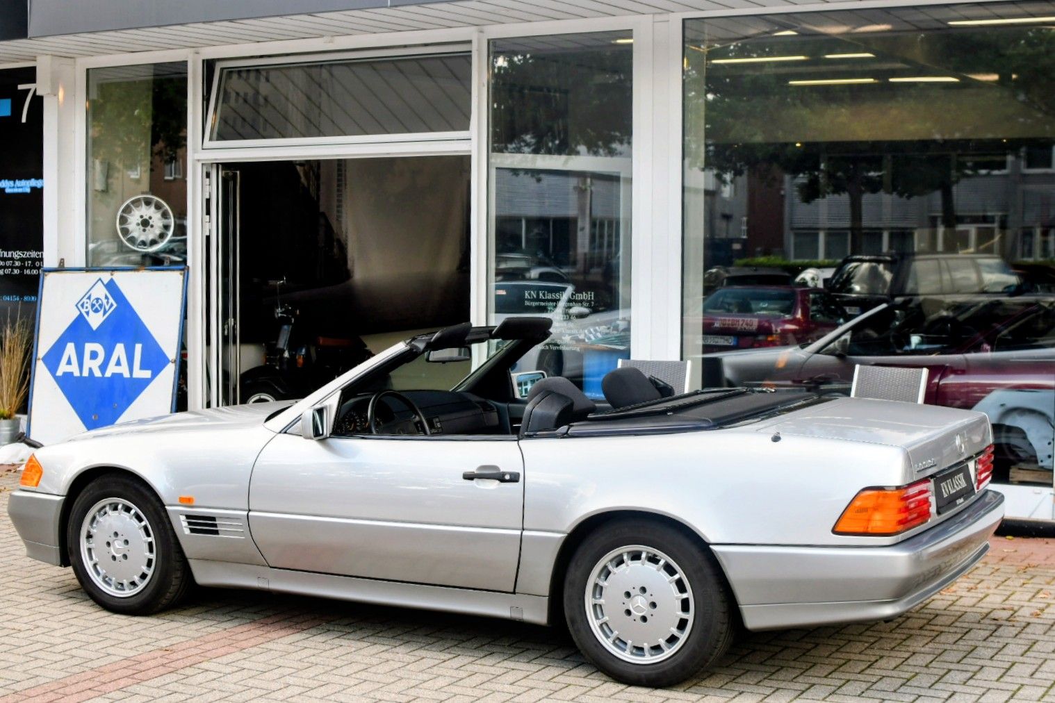 Mercedes 500SL Brilliantsilber Stoff KARO 40.500km – Bild 11